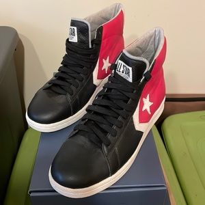 Converse leather shoe